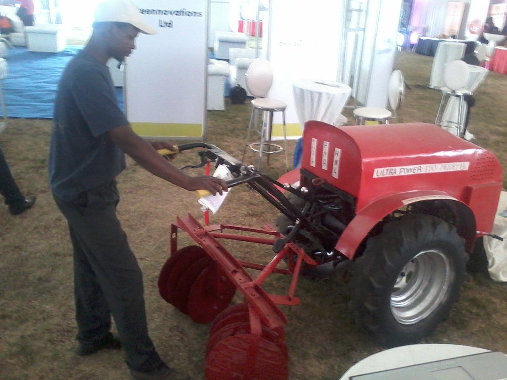 tractor weeding James Mwangi UoN Expo By Laban Robert.jpg